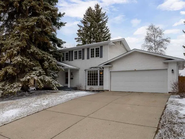 356 S Willow Ridge Pl SE, Calgary, AB T2J 1N4