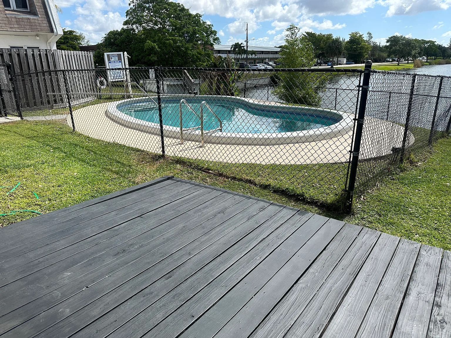 2 bed, 1.5 bath, 1064 sqft, $2,450 — Photo 2