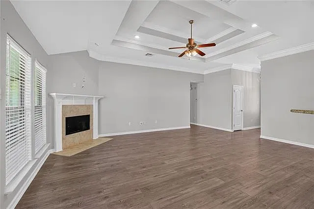 3 bed, 2.0 bath, 1685 sqft, $2,100 — Photo 3
