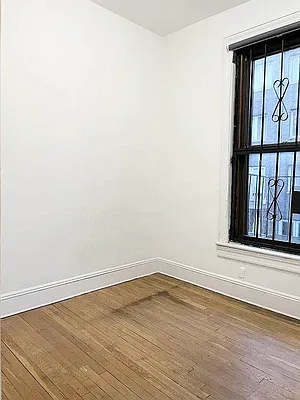 Rented by Jonis Realty | media 3