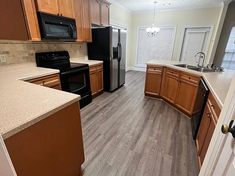 1630 Academy Dr #109 — Photo 3