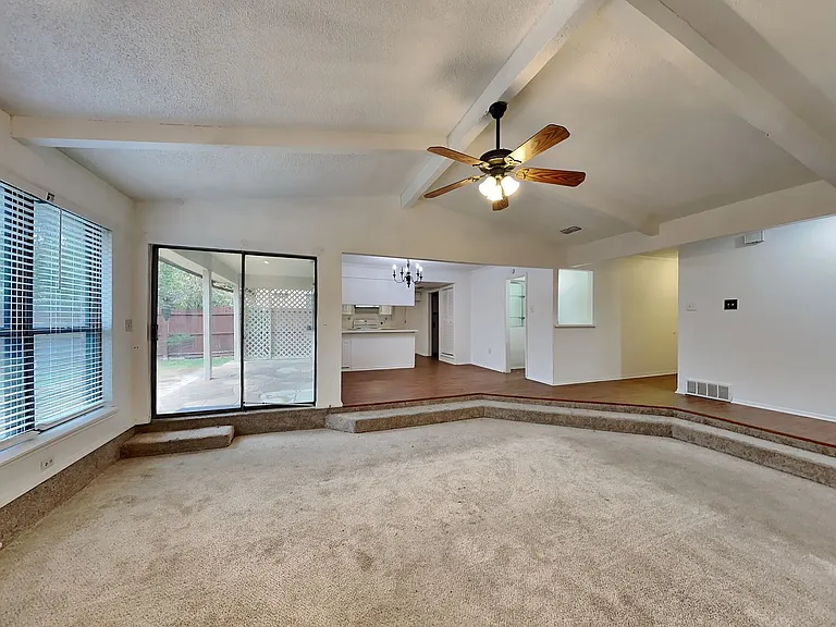 3033 Mossy Oak Ln — Photo 2