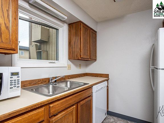 3rd image of 5000 Dartmouth Dr APT 22