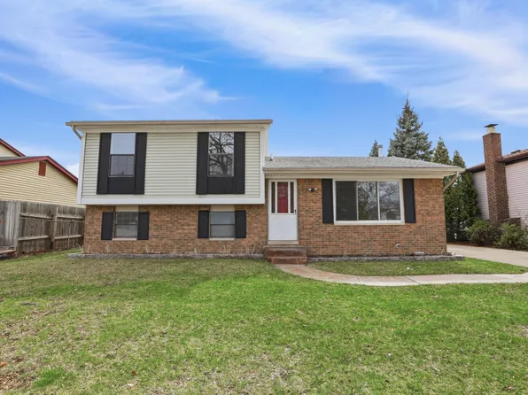 41427 Larimore Ln, Canton, MI 48187