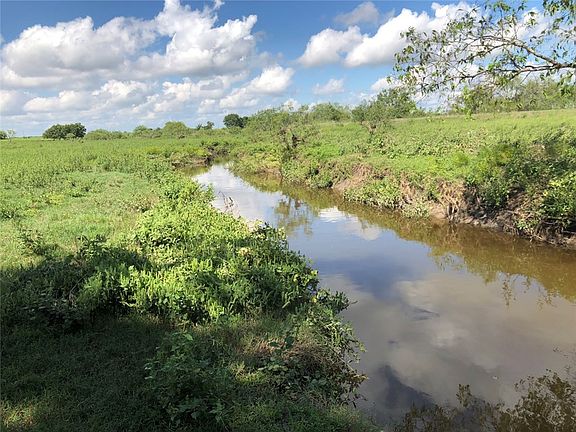 5th image of 815 County Road 132
