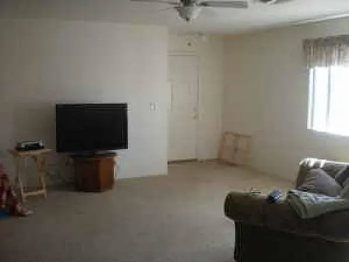 2 bed, 1100 sqft, $1,500 — Photo 3