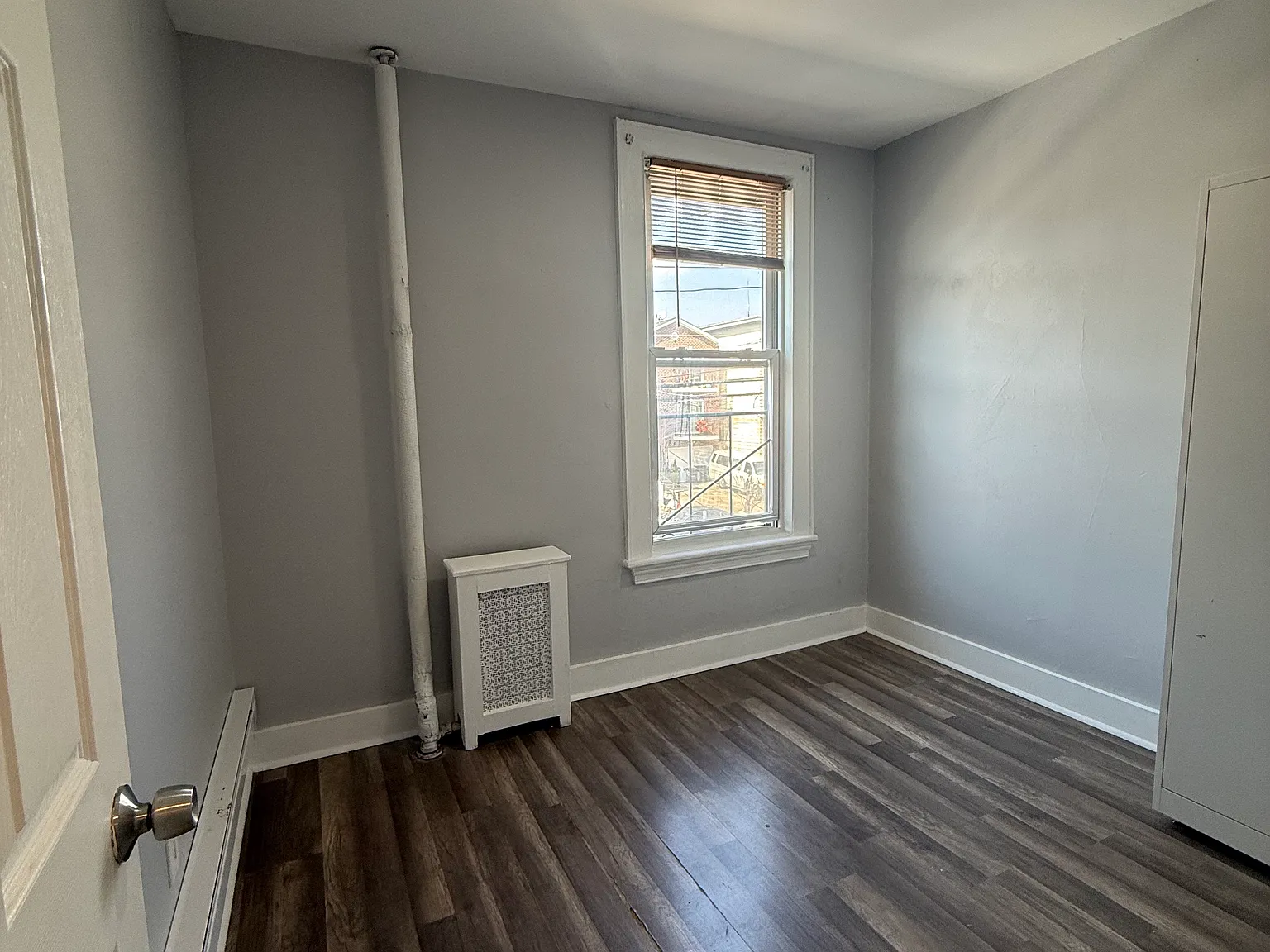 3 bed, $2,150 — Photo 3