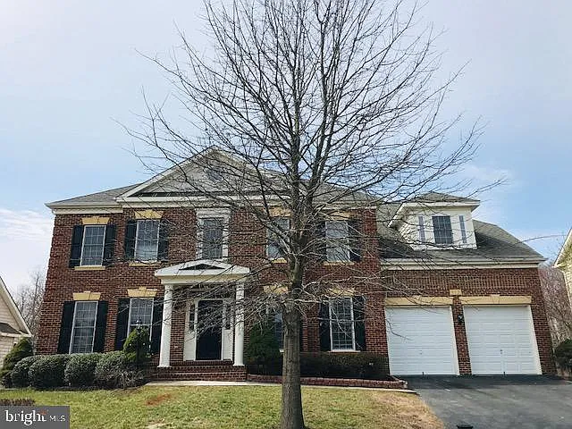 913 Octorora Pl NE photo 1