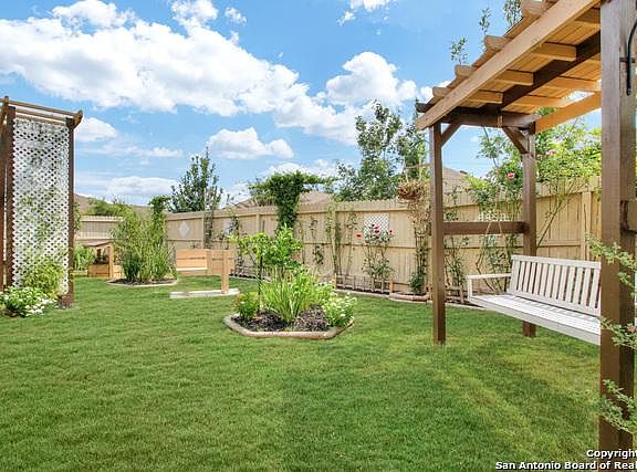 3rd image of 5907 Calaveras Way