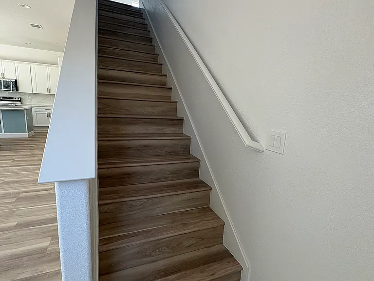 414 E Fremont St — Photo 8