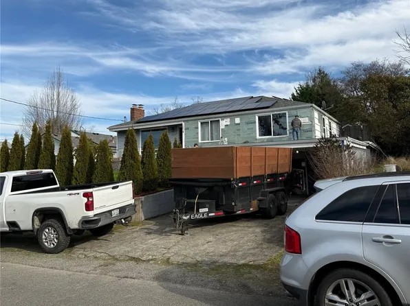 2819 Louise Avenue W, University Place, WA 98466