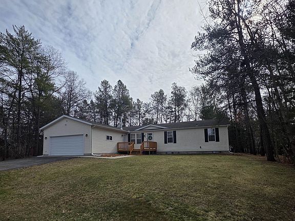 2nd image of 256 Dogwood Ln