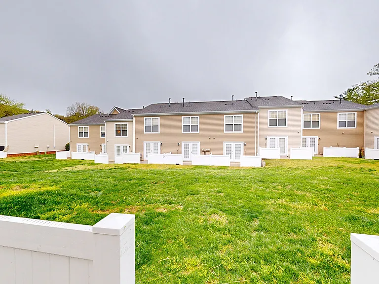 Gayton Pointe Townhomes — Photo 49