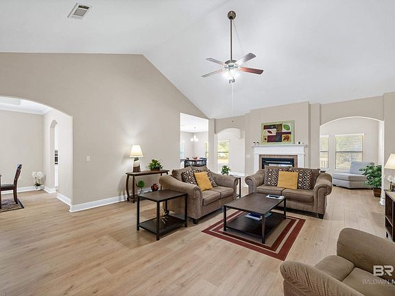 2nd image of 23295 Dundee Cir