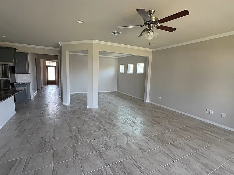 2029 Horatio St — Photo 16