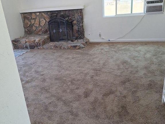 5th image of 858 Ashfield Ave