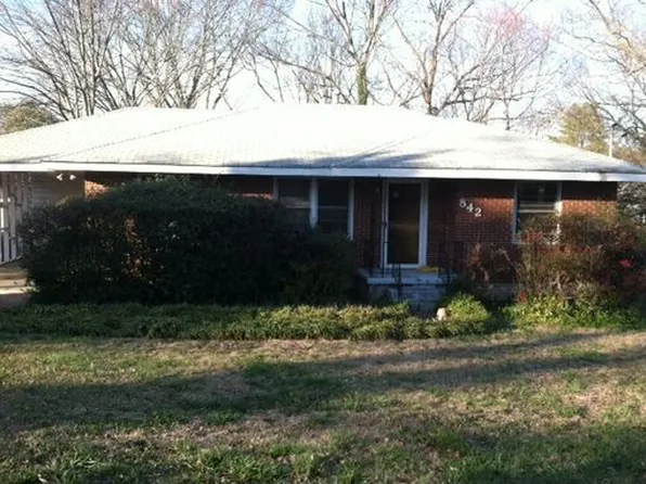 842 Spring Valley Dr, Forest Park, GA 30297