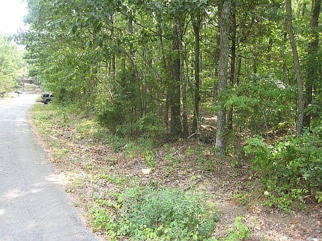 Over 200' street frontage