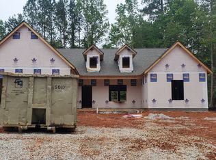 562 Clinton Dr, Temple, GA 30179