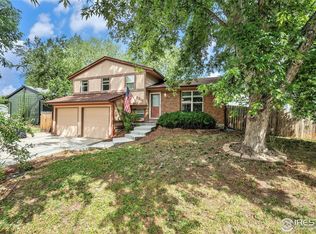 2215 Sunrise Dr, Longmont, CO 80501