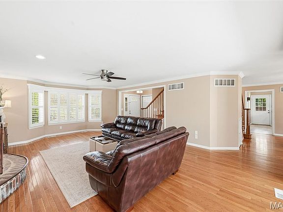 4th image of 16754 Clayton Rd