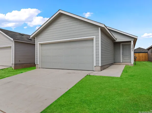 7207 Brownleaf Dr, San Antonio, TX 78227