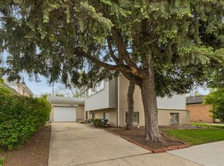 9337 Lavergne Ave, Skokie, IL 60077