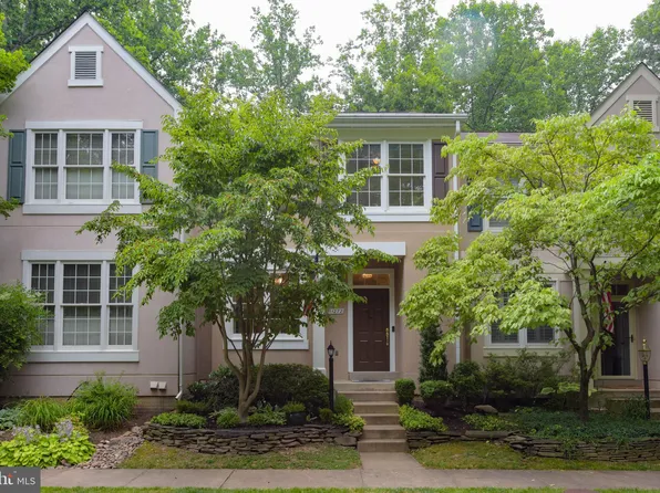 11272 Fairwind Way, Reston, VA 20190