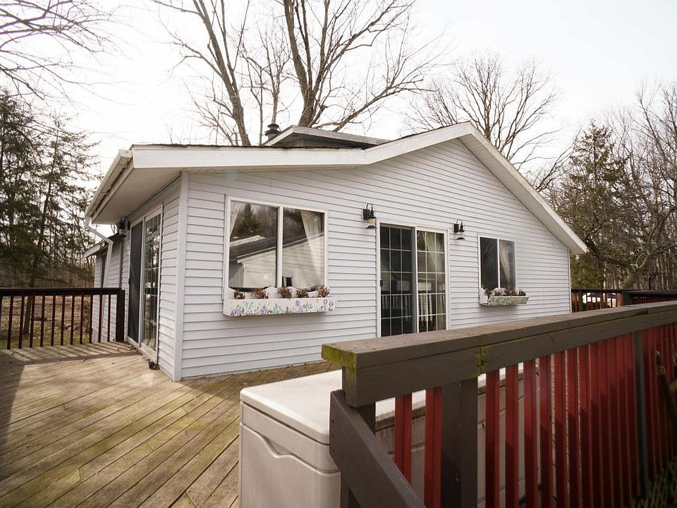 1st image of 4414 Abrigador Trl NE