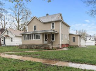 104 3rd St E, Jordan, MN 55352