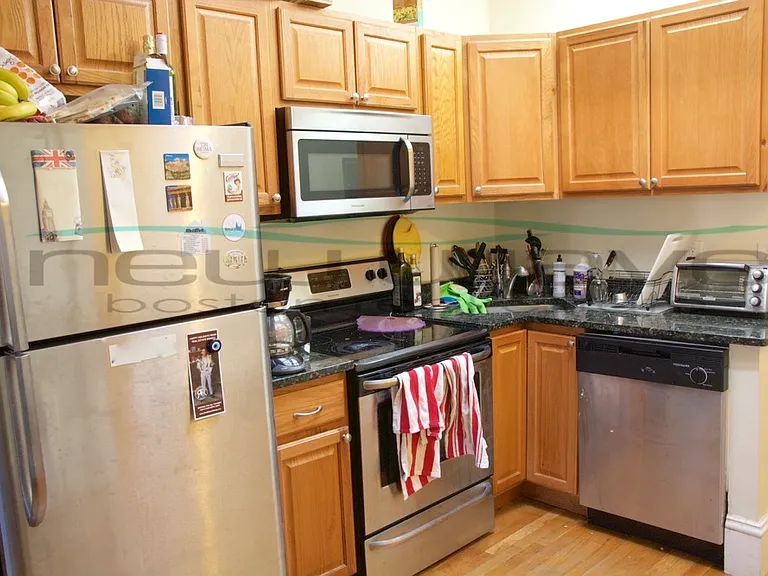 20 Symphony Rd #1 — Photo 2