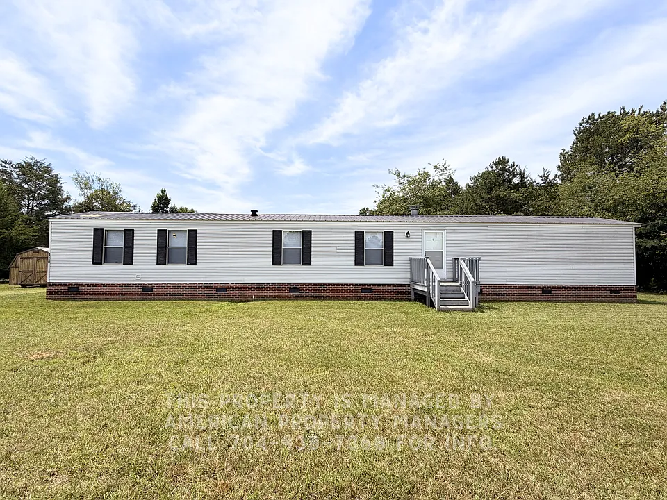 128 Ashcraft Dr