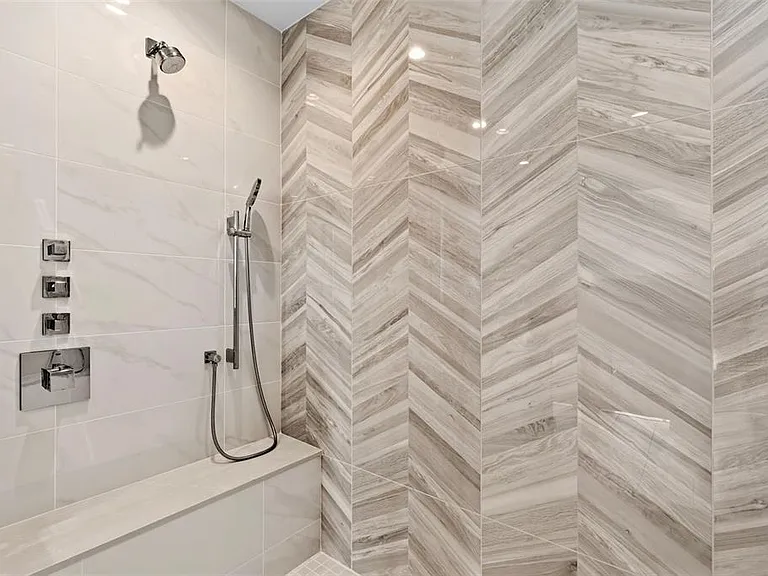 400 Central Ave #1903 — Photo 8