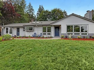 2440 Greentree Rd, Lake Oswego, OR 97034
