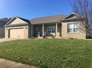 1451 Dale Dr, Troy, IL 62294