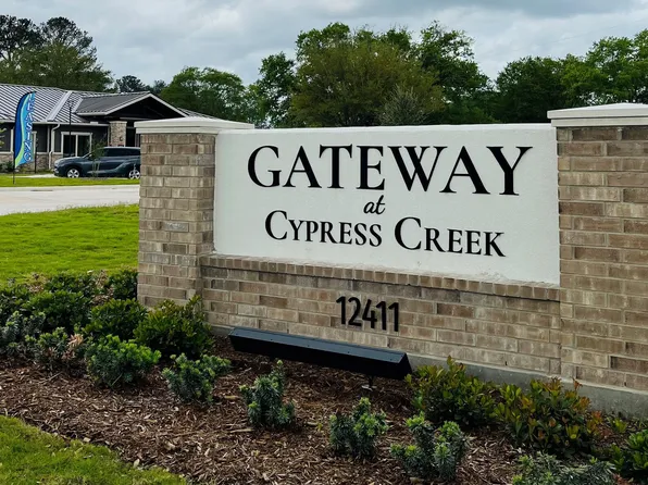 Gateway at Cypress Creek
