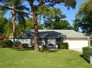 4252 Pasadena Cir, Sarasota, FL 34233