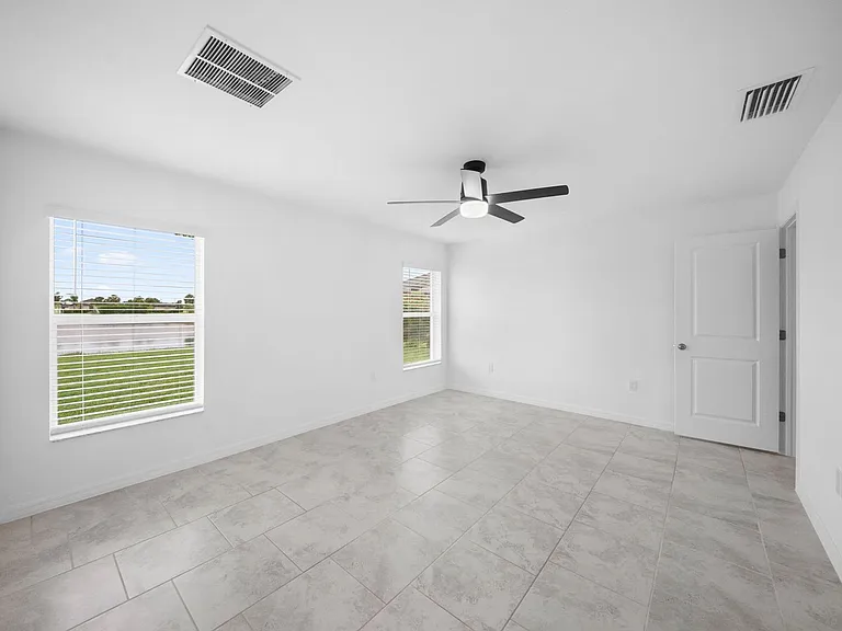 4216 Villa Rapallo Way — Photo 13
