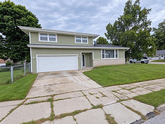 2nd image of 1014 Washington AVENUE