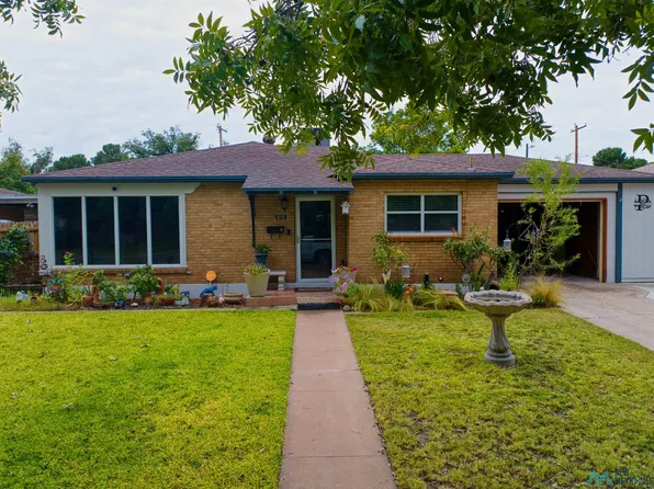 915 N Edwards St, Carlsbad, NM 88220
