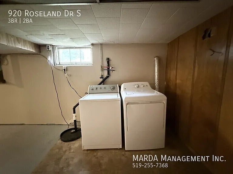920 Roseland Dr S — Photo 51