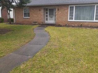 250 Maplecrest St SW, North Canton, OH 44720