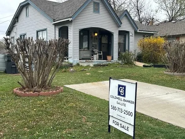 715 SW Summit Ave, Lawton, OK 73501