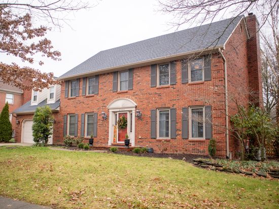 2444 Brookshire Cir, Lexington, KY 40515