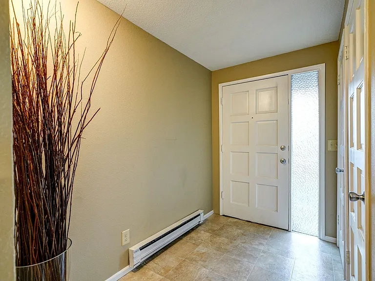 Upland Terrace — Photo 31