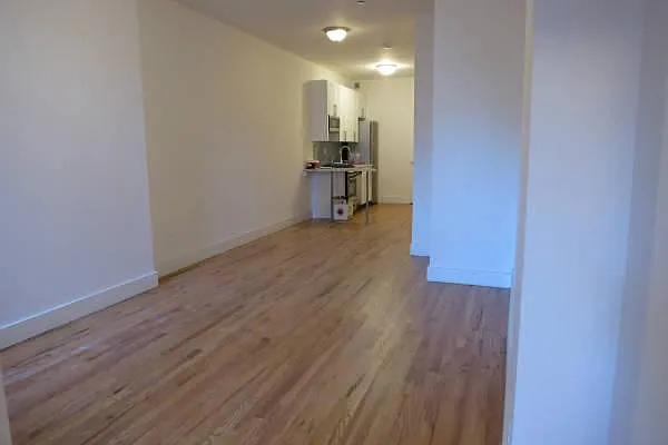 Rented by Manhattan Best Realty, Inc. | media 18