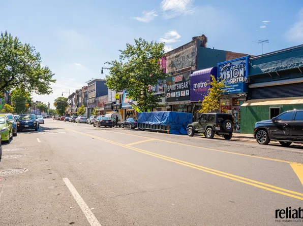 2210 Church Avenue image 6 of 6