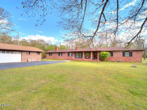 3136 Woodland Dr, Joplin, MO 64804