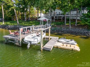 1855 Aragon Beach Rd, Rock Hill, SC 29732