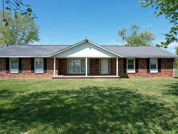 3rd image of 7585 Jennings Ln
